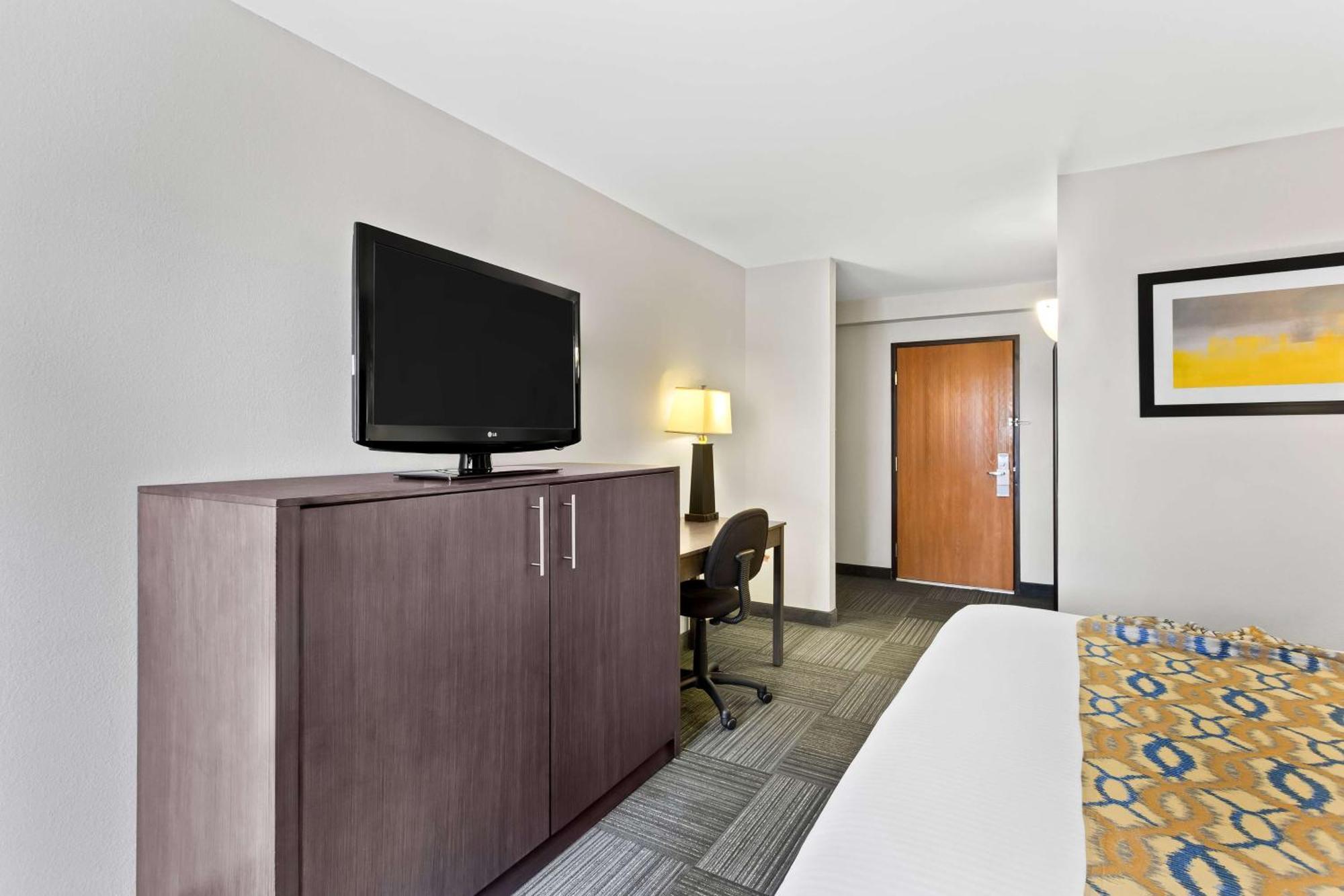 Best Western Naperville Inn Екстериор снимка