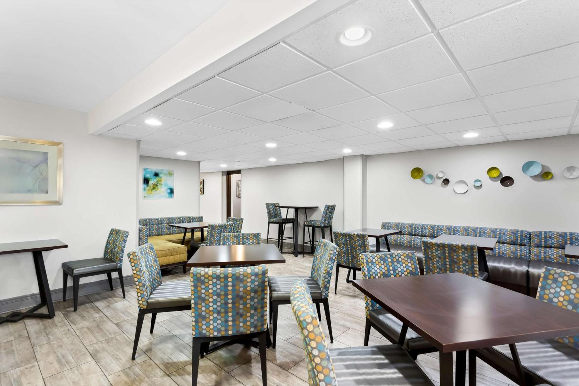 Best Western Naperville Inn Екстериор снимка
