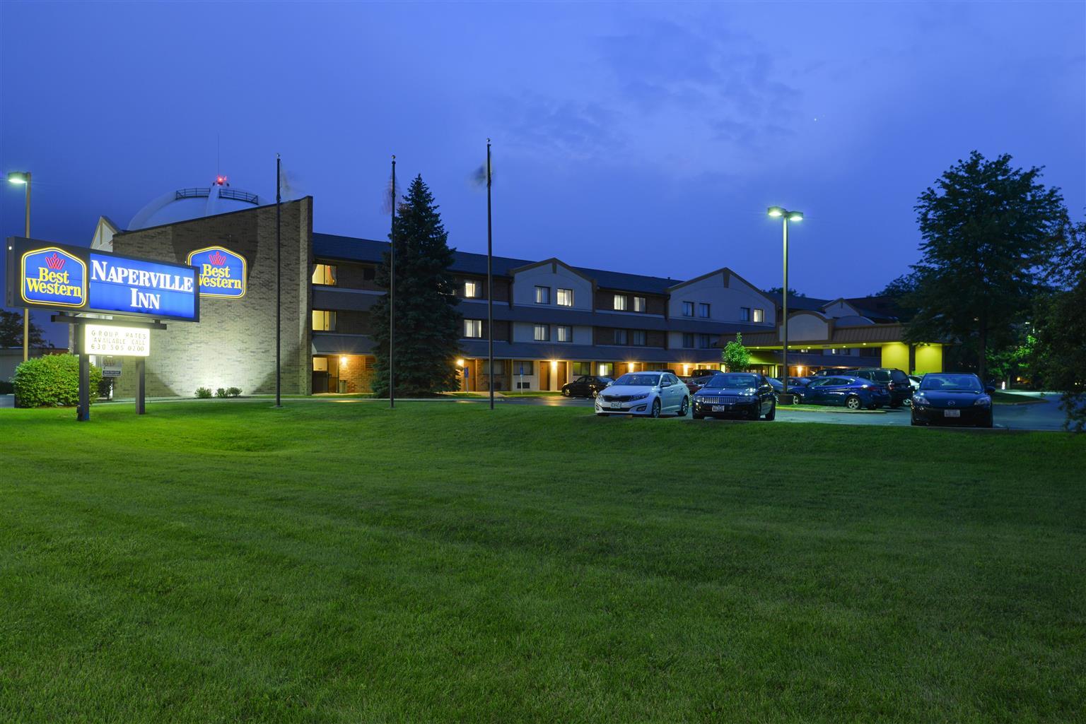 Best Western Naperville Inn Екстериор снимка